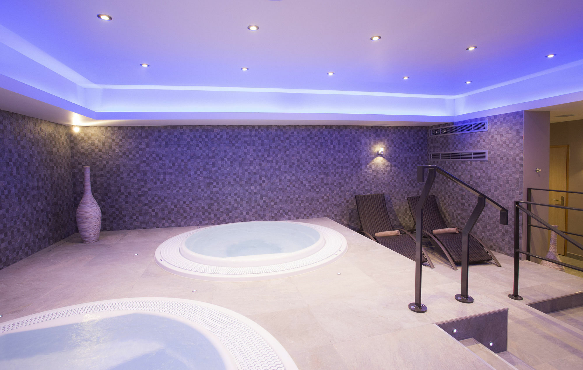 Club Mmv Les Arolles **** 4*